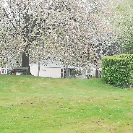 Rustige, Gelijkvloerse Vakantiewoning Met 2 Slaapkamers In Simpelveld, Zuid-Limburg Zewnętrze zdjęcie